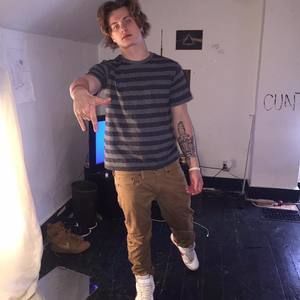 Meet your Posher, Charles